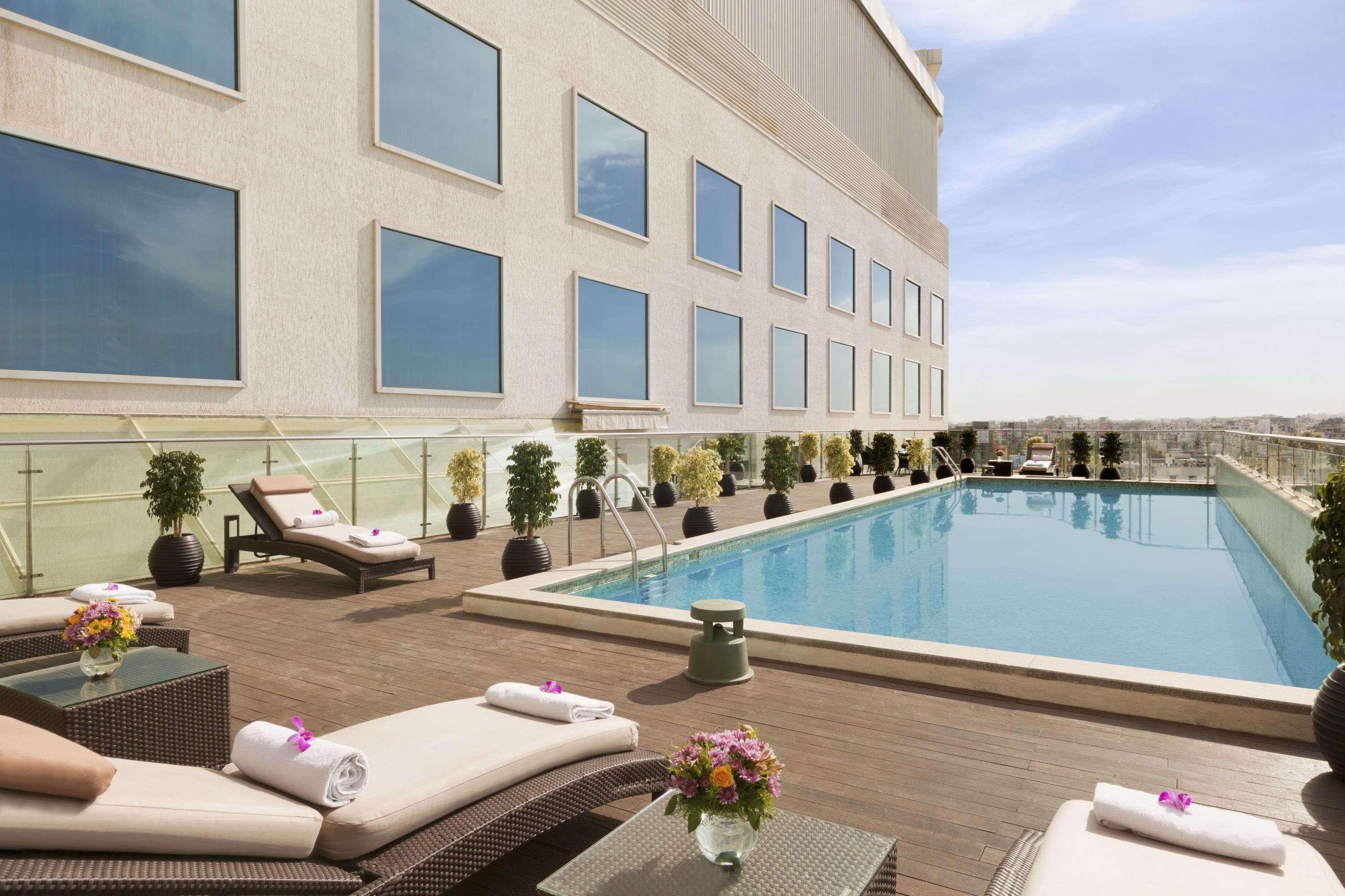 Howard Johnson By Wyndham, Hebbal, Bengaluru Екстер'єр фото