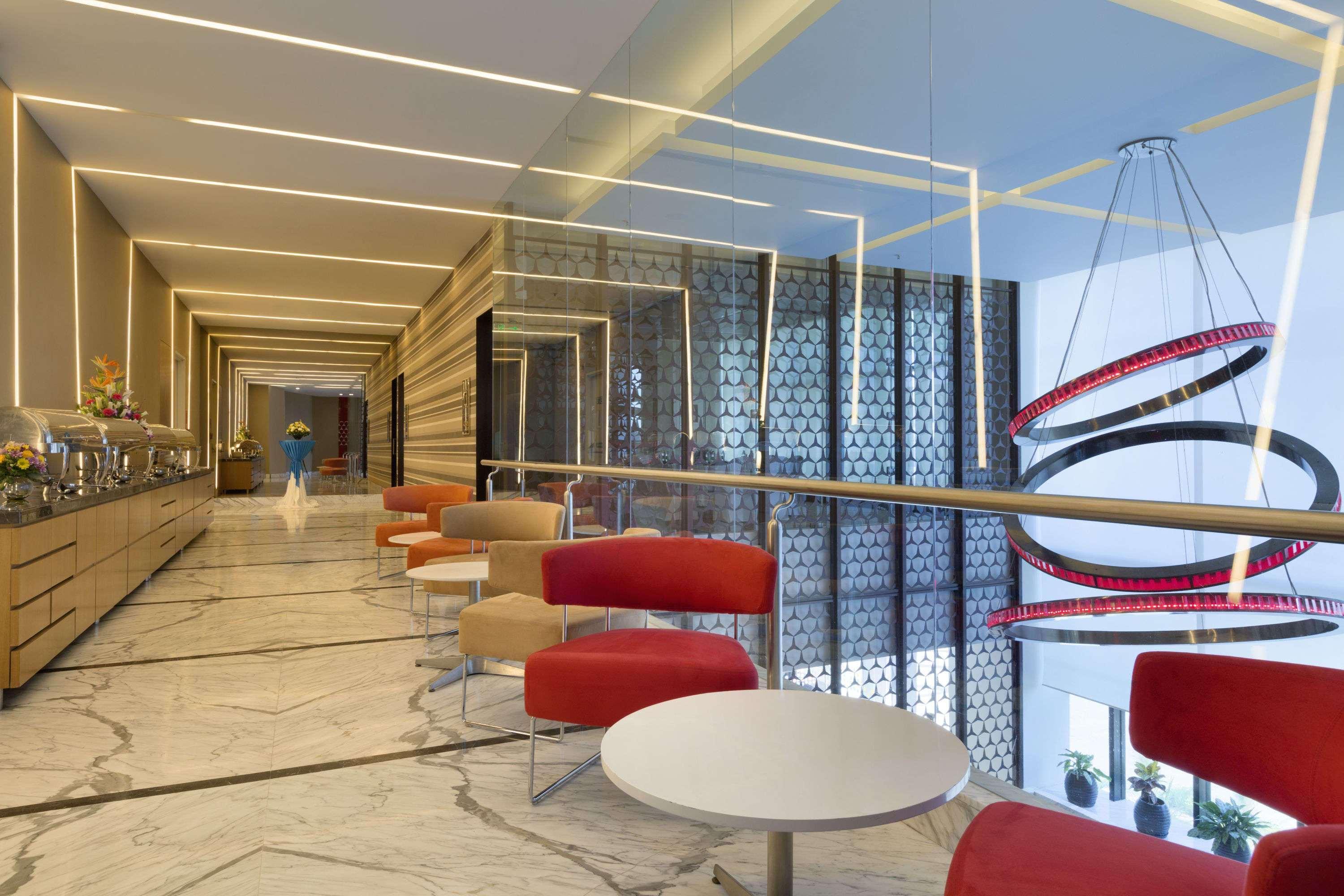 Howard Johnson By Wyndham, Hebbal, Bengaluru Екстер'єр фото