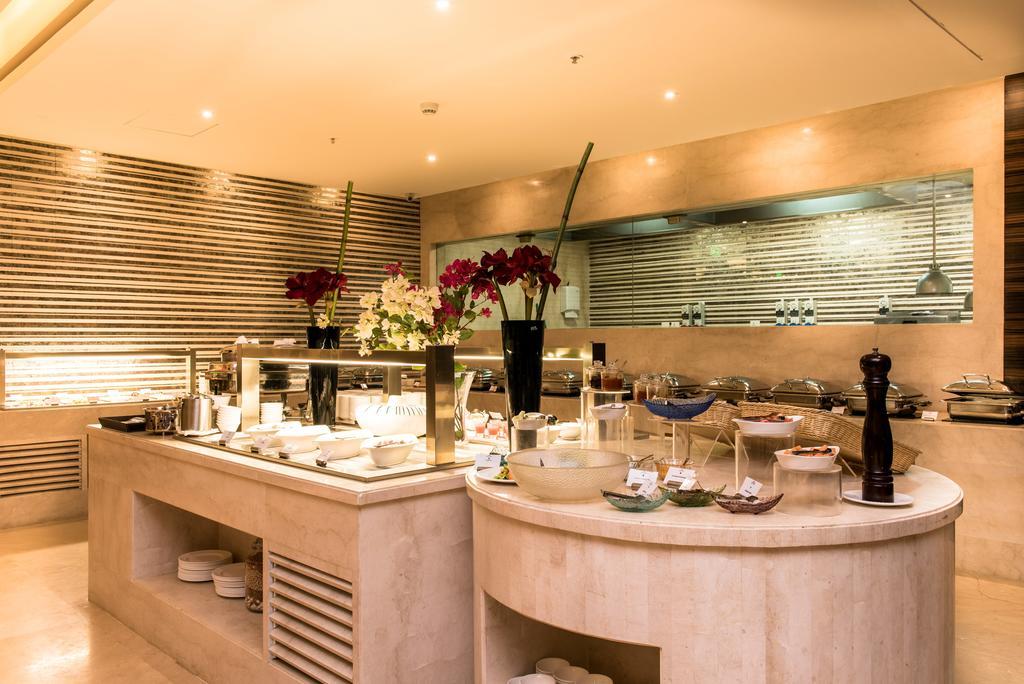 Howard Johnson By Wyndham, Hebbal, Bengaluru Екстер'єр фото