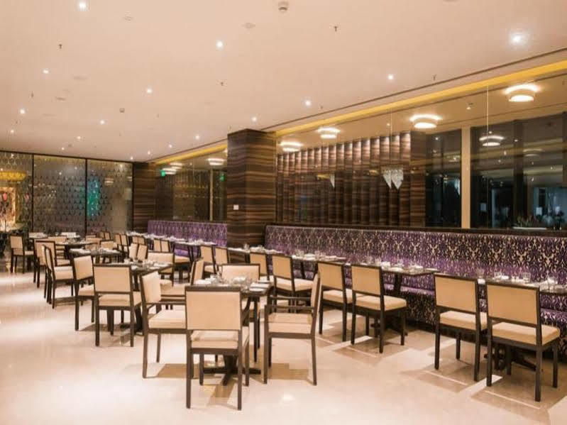Howard Johnson By Wyndham, Hebbal, Bengaluru Екстер'єр фото