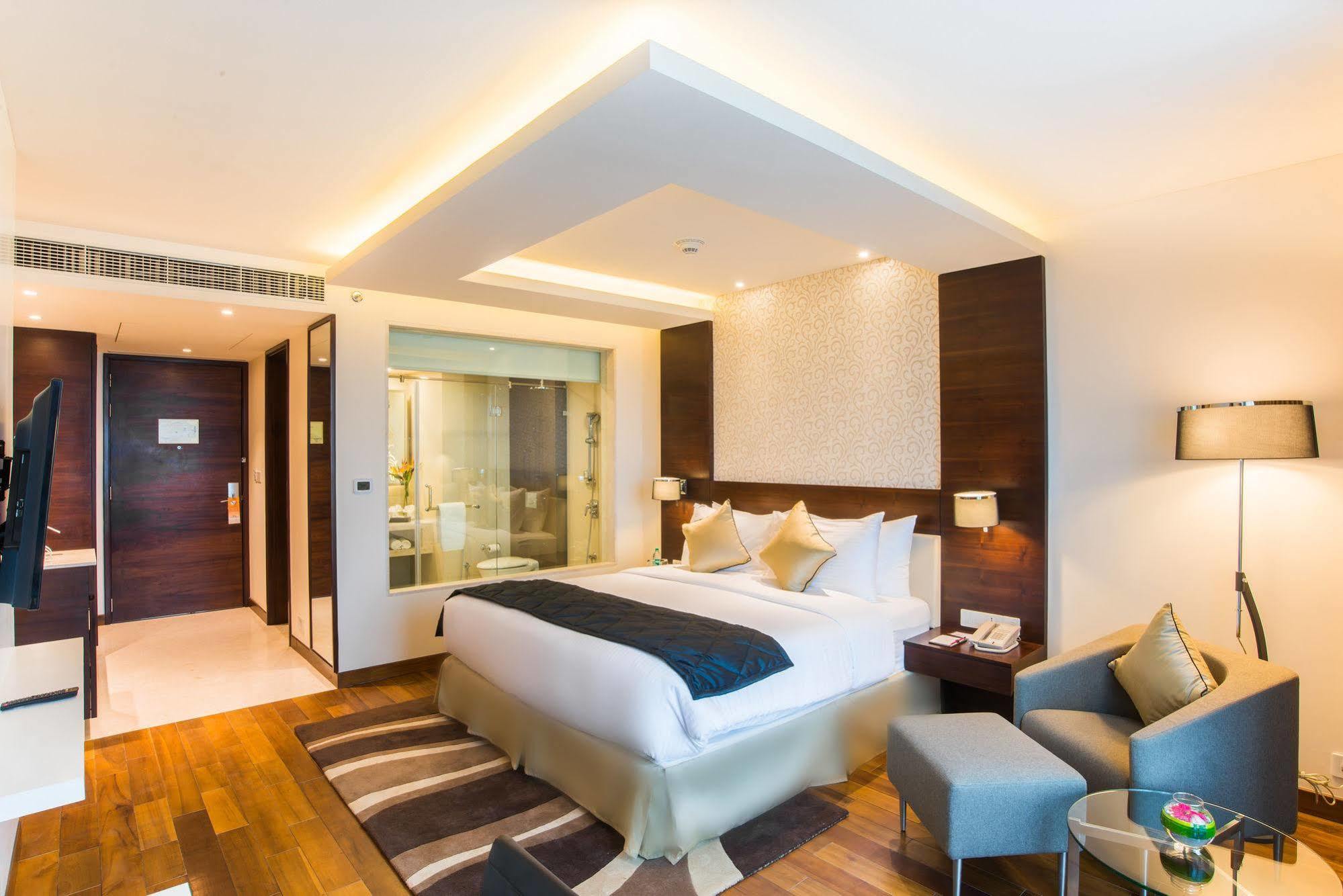 Howard Johnson By Wyndham, Hebbal, Bengaluru Екстер'єр фото