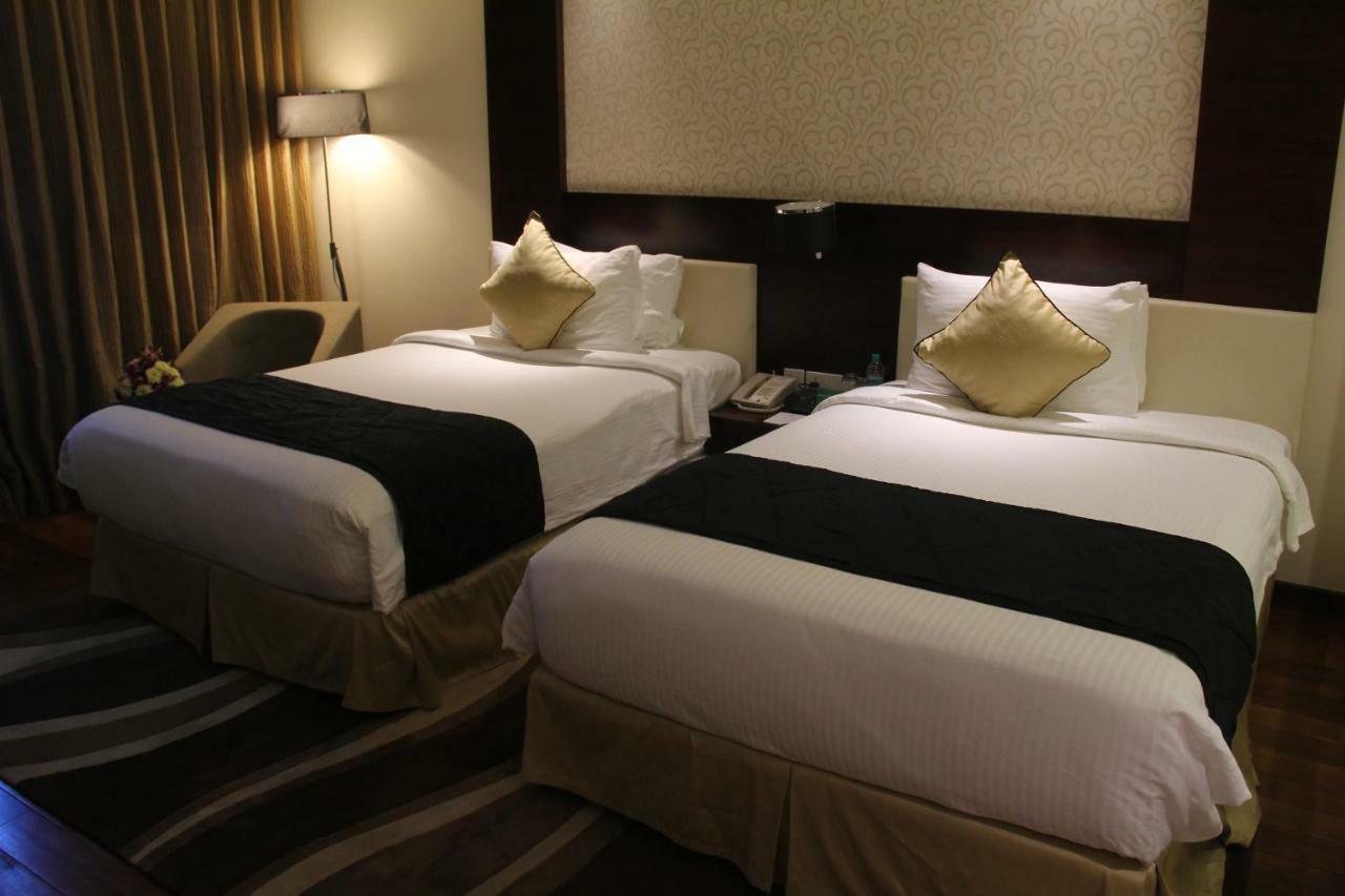 Howard Johnson By Wyndham, Hebbal, Bengaluru Екстер'єр фото