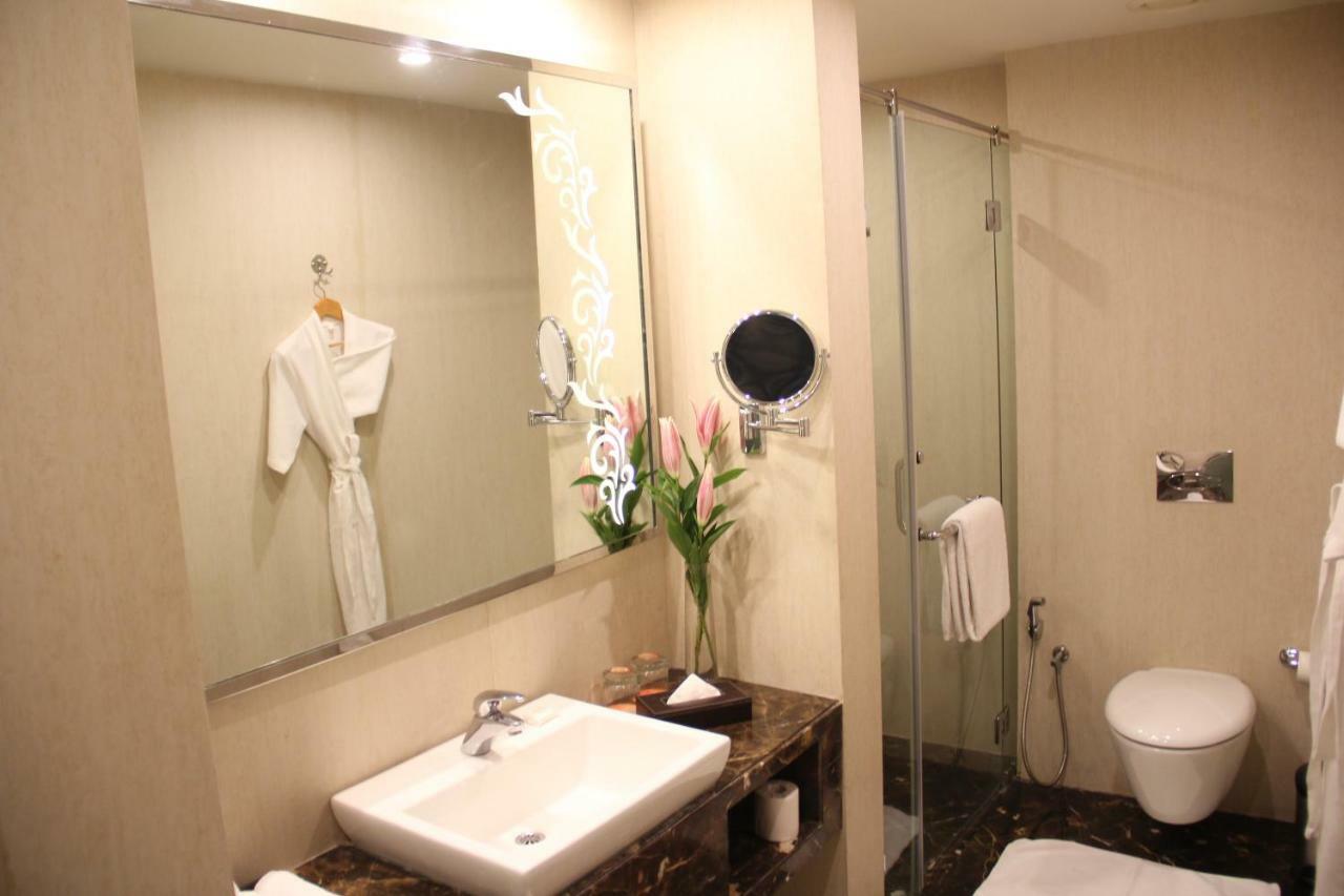 Howard Johnson By Wyndham, Hebbal, Bengaluru Екстер'єр фото