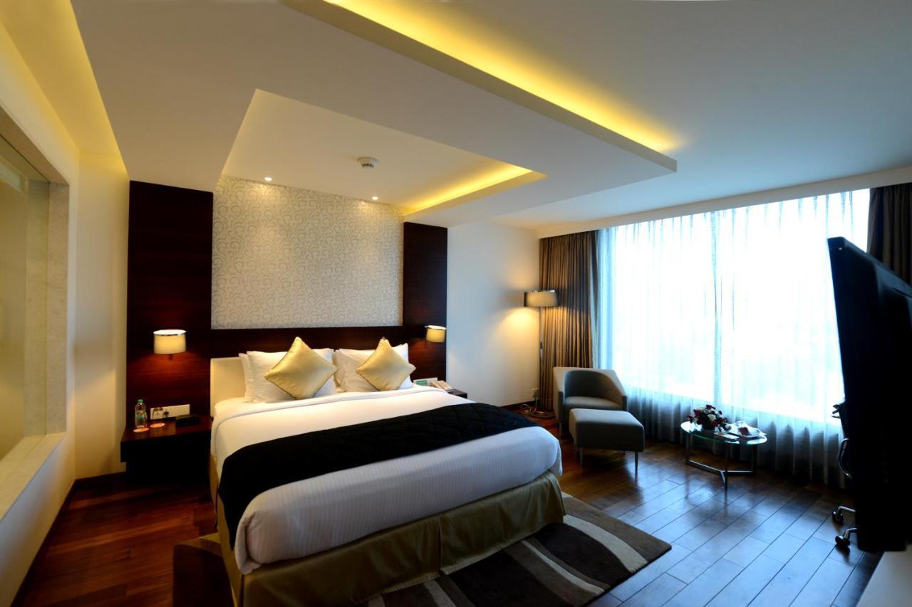 Howard Johnson By Wyndham, Hebbal, Bengaluru Екстер'єр фото